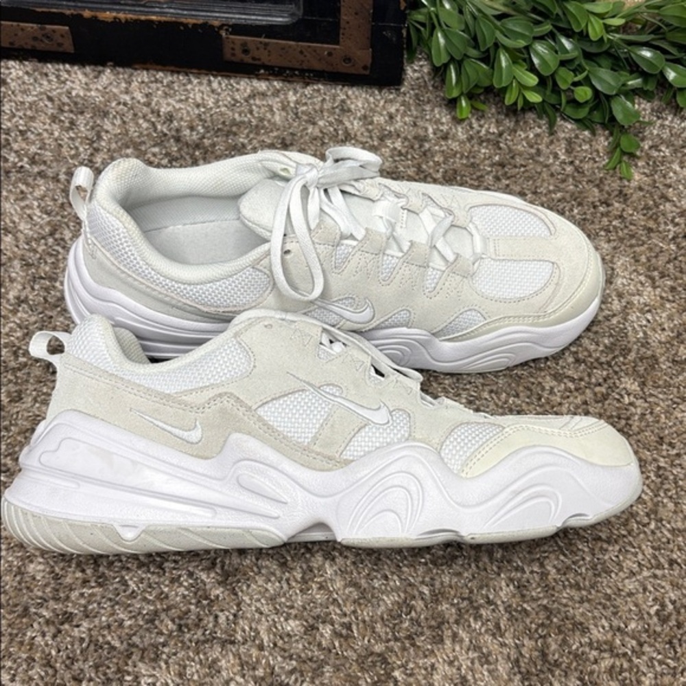 Nike Tech Hera Women's Shoe Sz 11